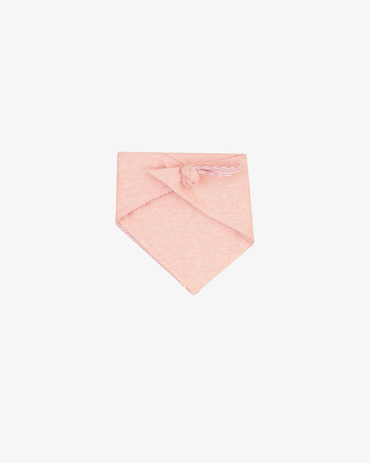 Star-shaped headscarf bib